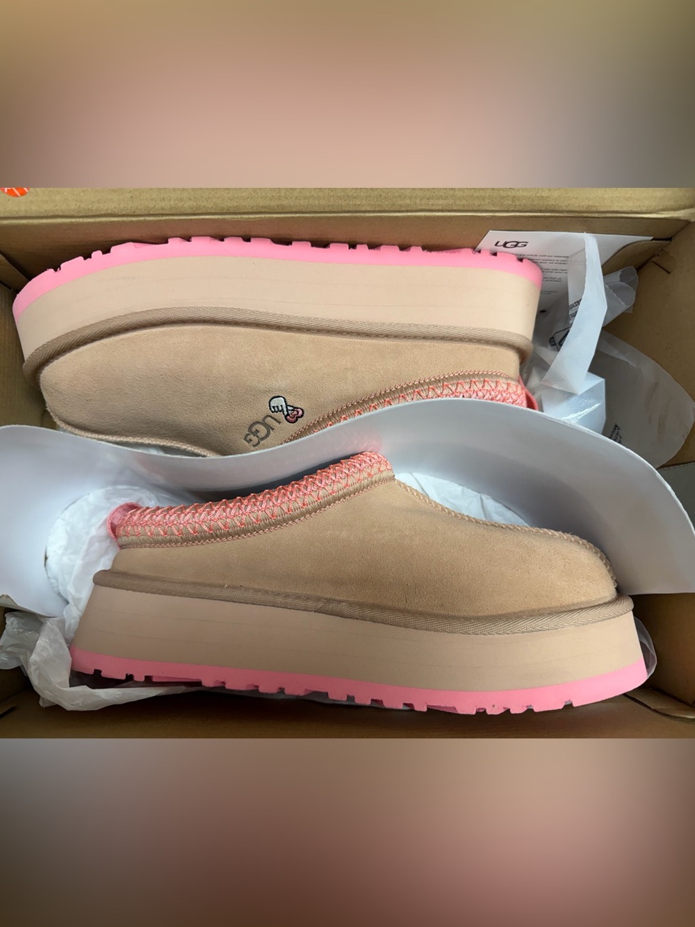 UGG Women's Platform Tass Love 25 Valentine - Chestnut Pink Size 9